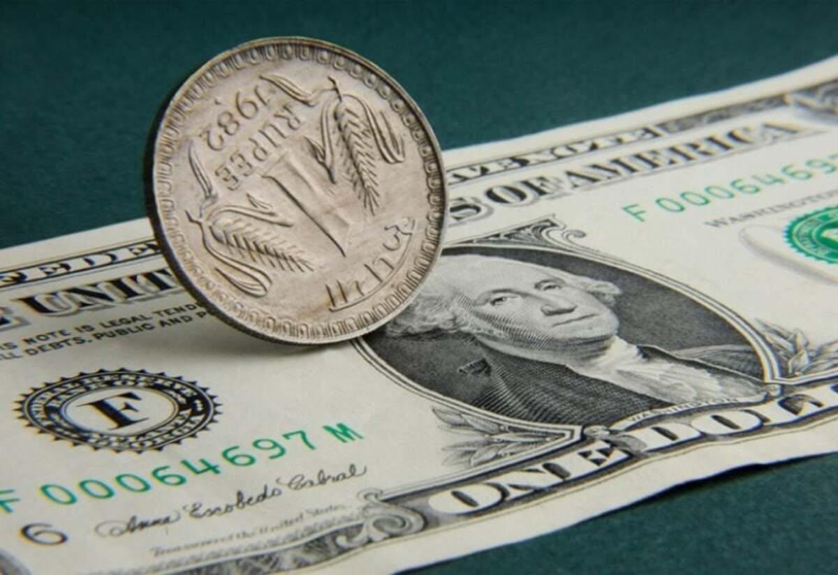 ارتداد الروبية الهندية أمام الدولار الأمريكي مع تراجع الأخير قبيل بيانات التضخم الأمريكية لشهر يونيو